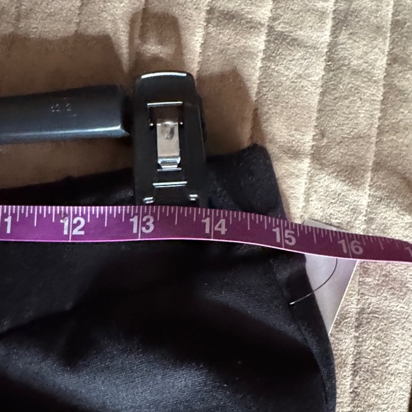 Venus Black Lace-Up Leggings with Gold Ring Detail – Size Large (NWT) - Picture 4 of 5